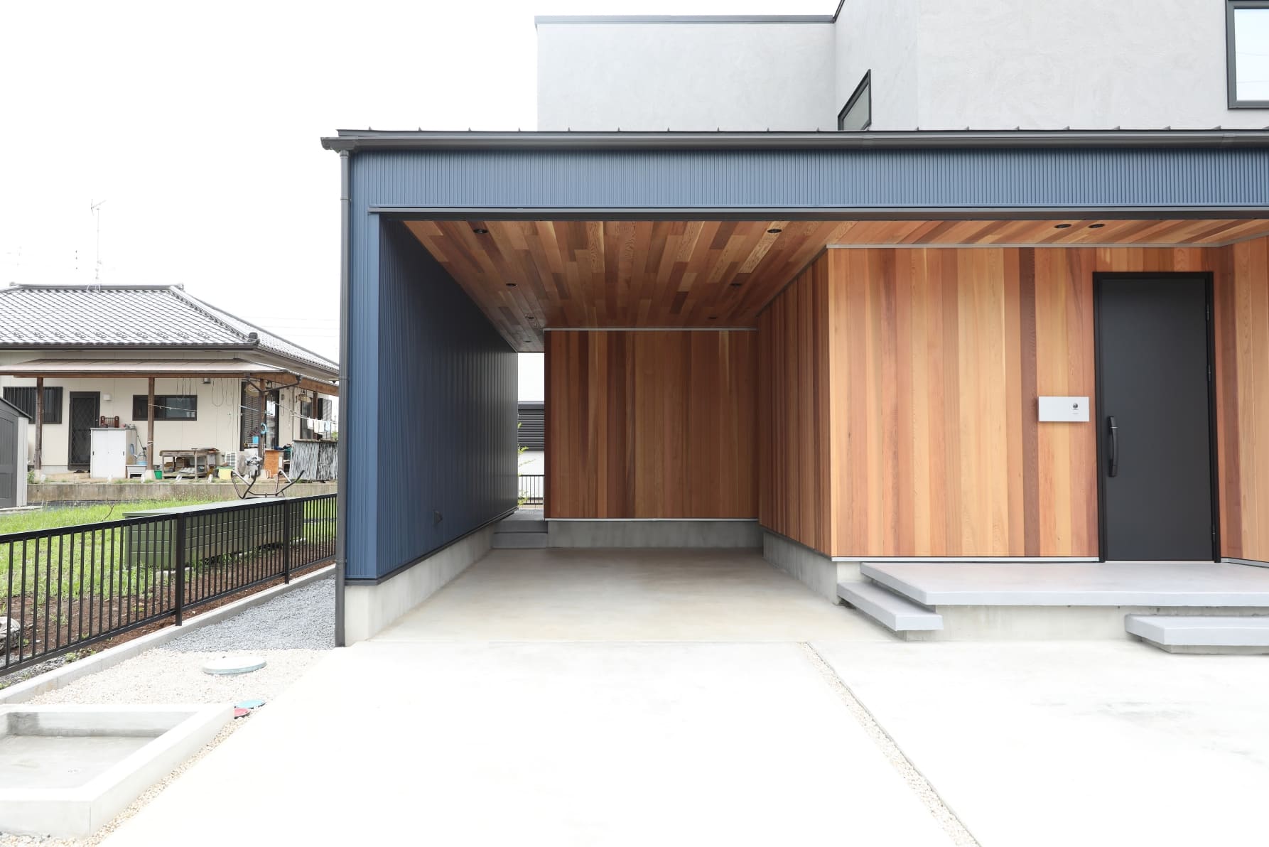 ガレージハウス