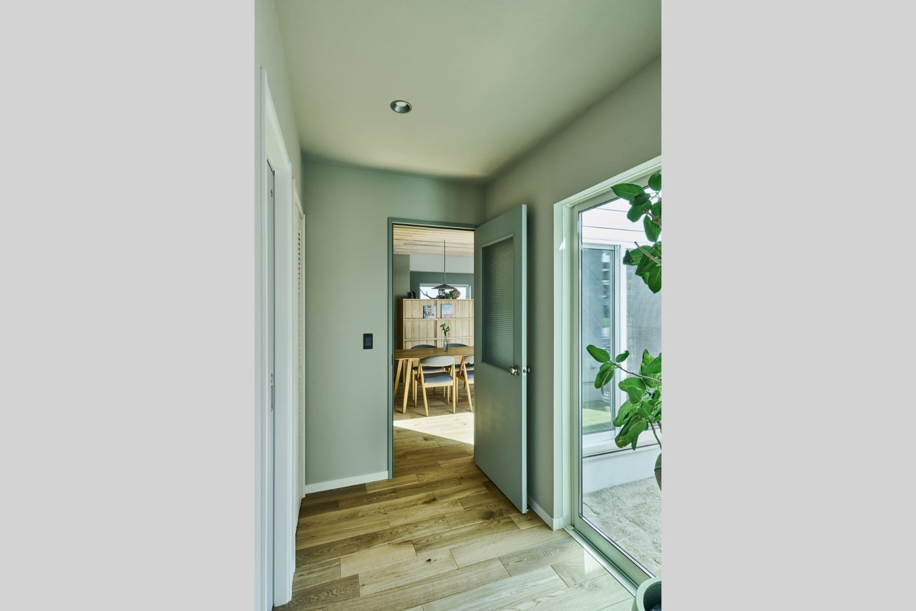 ガレージハウス