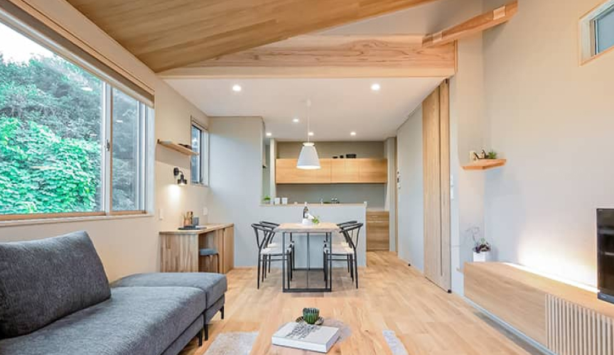 完全自由設計の注文住宅。自然素材を使い、理想の空間を丁寧に形にする。
